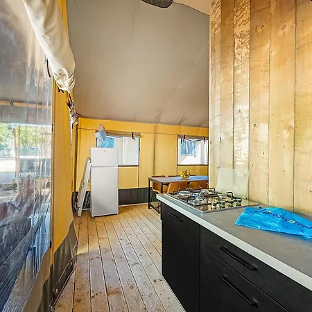 Easyatent Safari Tents Bijela Uvala Campingplatz *